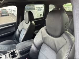 Bild 12/53 von Porsche Cayenne GTS (2008)