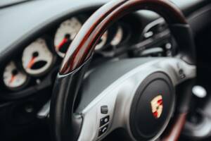 Image 25/27 de Porsche 911 Carrera 4S (2009)