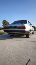 Image 44/94 de Audi 80 CD 5S (1982)