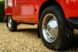 Image 34/50 of Volkswagen T1 panel van (1963)