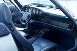 Bild 29/50 von Porsche 911 Carrera (1995)