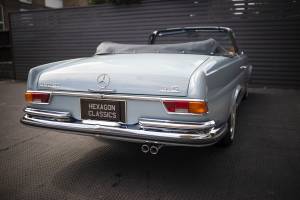 Image 32/39 of Mercedes-Benz 280 SE 3,5 (1971)