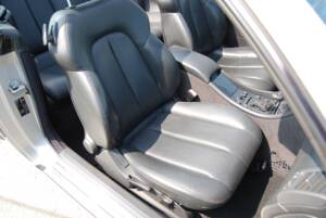 Image 35/46 of Mercedes-Benz CLK 200 (1999)