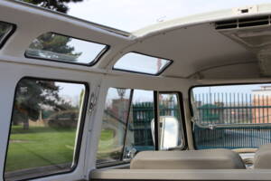 Bild 17/25 von Volkswagen T1 Samba 1.5 (1963)