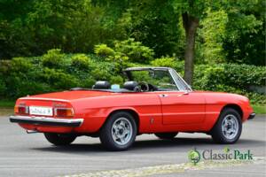 Imagen 5/50 de Alfa Romeo 2000 Spider Veloce (1981)