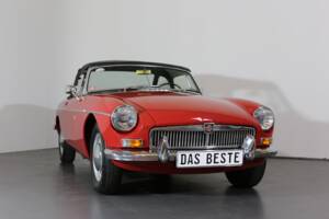 Image 36/49 of MG MGB (1966)