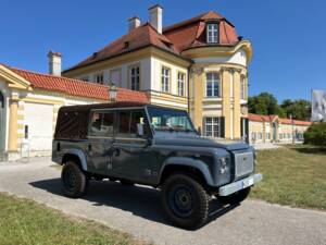 Bild 25/100 von Land Rover Defender 110 (2014)