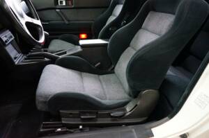 Image 33/55 of Mitsubishi Starion (1989)