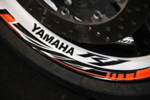 Bild 47/50 von Yamaha YZF 1000 R1 (1998)