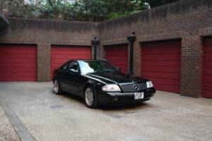 Image 18/100 of Mercedes-Benz SL 600 (1998)
