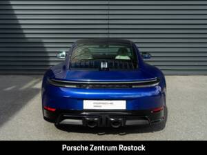 Image 30/35 de Porsche 911 Carrera GTS (2026)