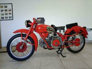 Imagen 8/39 de Moto Guzzi Falcone Sport (1954)