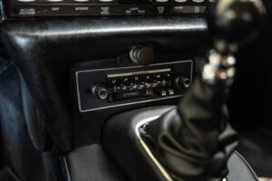 Immagine 28/32 di Jaguar E-Type (1969)