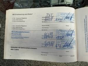 Bild 33/36 von Mercedes-Benz 380 SE (1981)