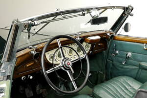 Bild 10/21 von Mercedes-Benz 540 K Cabriolet A (1937)