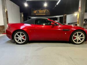 Imagen 40/60 de Aston Martin V8 Vantage Roadster (2008)