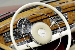Image 17/23 of Mercedes-Benz 300 d Cabriolet D (1960)