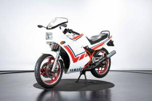 Image 2/50 of Yamaha RD 350 LC (1990)