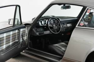 Image 31/50 de Porsche 911 Carrera 2.7 (US) (1974)