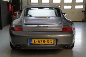 Bild 30/50 von Porsche 911 Carrera (2001)