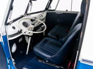 Image 14/80 of Volkswagen T1 Samba (1966)