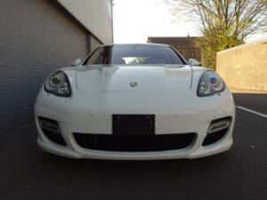 Bild 7/99 von Porsche Panamera Turbo (2009)