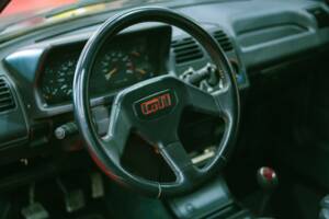 Image 18/33 of Peugeot 205 GTi 1.9 (1993)