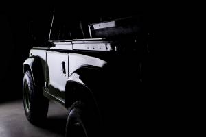 Bild 32/36 von Land Rover 90 (1987)