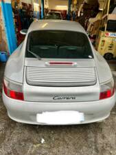 Image 4/4 de Porsche 911 Carrera (2002)