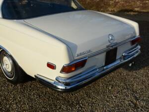 Bild 10/50 von Mercedes-Benz 280 SE 3,5 (1971)