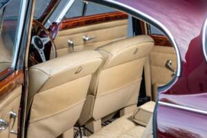 Image 42/49 of Jaguar Mk II 3.4 (1967)