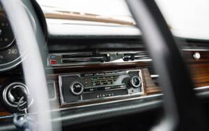 Image 42/50 of Mercedes-Benz 300 SEL 6.3 (1970)
