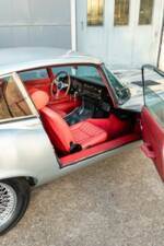 Bild 46/50 von Jaguar E-Type V12 (2+2) (1971)