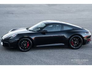 Afbeelding 1/33 van Porsche 911 Carrera 4S (2019)