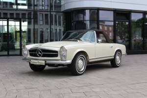 Imagen 43/50 de Mercedes-Benz 230 SL (1965)