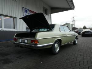 Image 19/28 de Mercedes-Benz 280 CE (1973)
