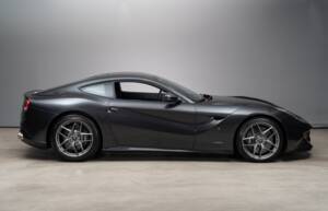 Imagen 6/40 de Ferrari F12berlinetta (2014)