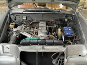 Bild 48/50 von Mercedes-Benz 220 SE b (1966)