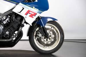 Bild 23/50 von Yamaha FZ 750 (1986)