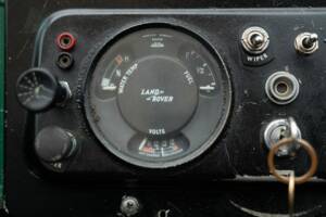 Bild 42/50 von Land Rover 88 (1978)