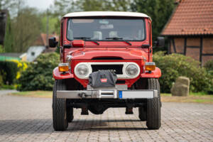 Image 10/44 de Toyota Land Cruiser FJ 40 (1979)