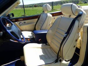 Bentley Azure Cabriolet dunkelblau 1996