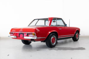 Image 4/30 of Mercedes-Benz 280 SL (1968)