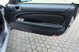 Bild 17/36 von Jaguar XKR (2001)
