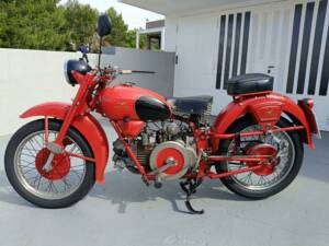 Afbeelding 32/42 van Moto Guzzi DUMMY (1960)