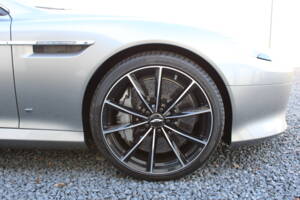 Bild 10/47 von Aston Martin DB 9 GT &quot;Bond Edition&quot; (2015)