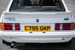 Image 28/33 de Ford Escort turbo RS (1986)