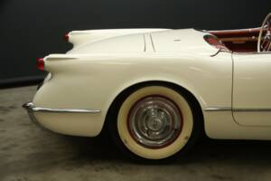 Image 43/50 of Chevrolet Corvette (1954)