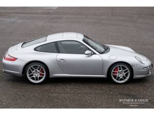Immagine 8/29 di Porsche 911 Carrera 4S (2007)