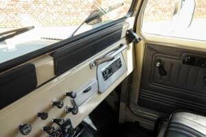 Bild 49/50 von Toyota Land Cruiser BJ 40 (1977)